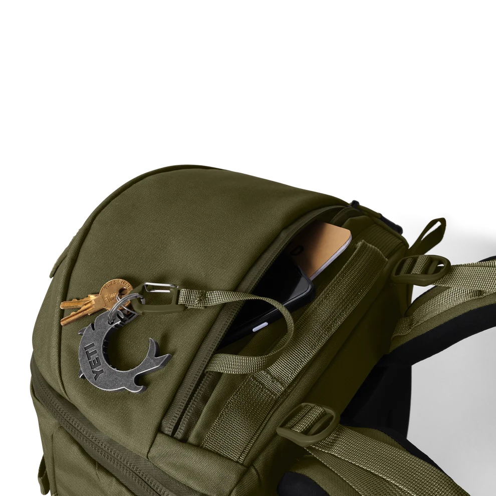 YETI RACHERO 22L RUGZAK.